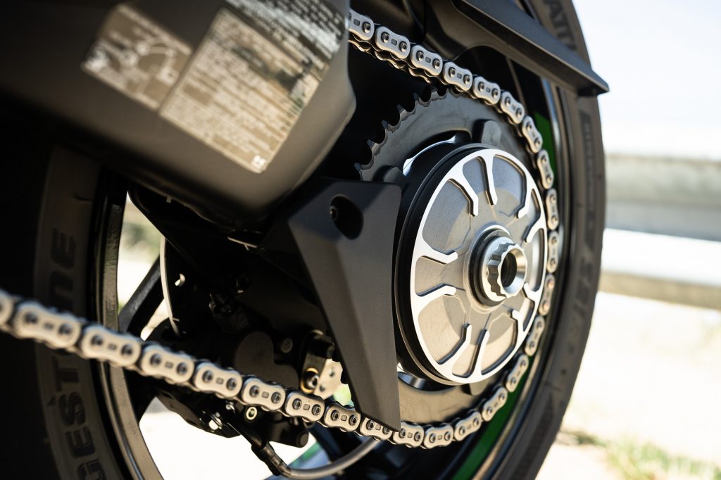 2021 Kawasaki H2 SX-SE rear sprocket chain