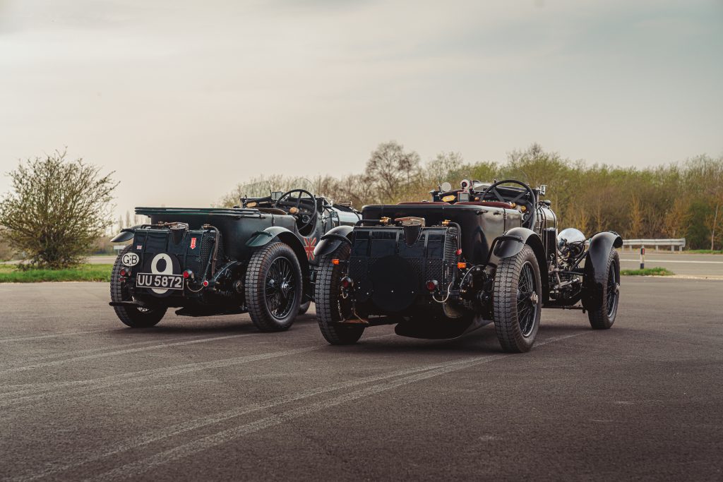 Blower Bentley rear side by side