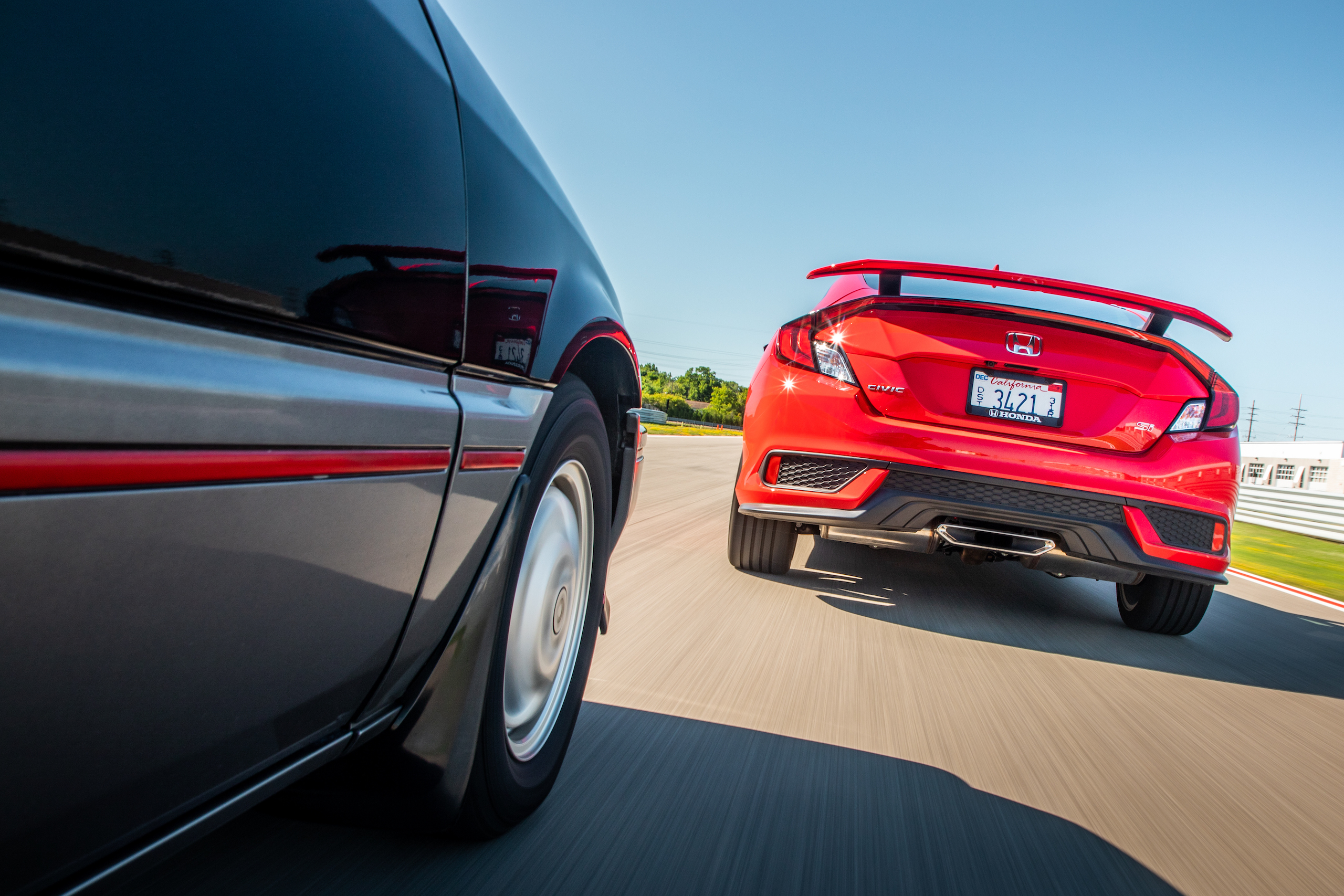 1985 CRX Si and 2020 Civic Si track action rear