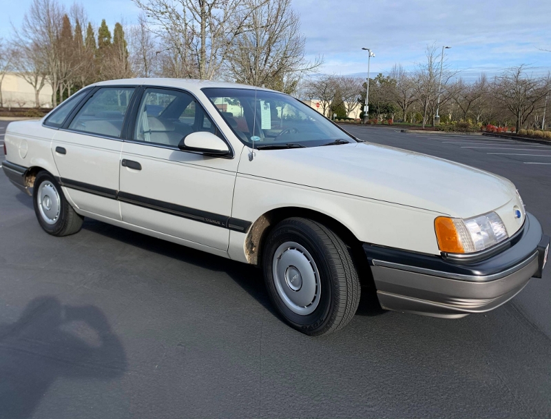 1991 Ford Taurus L 07