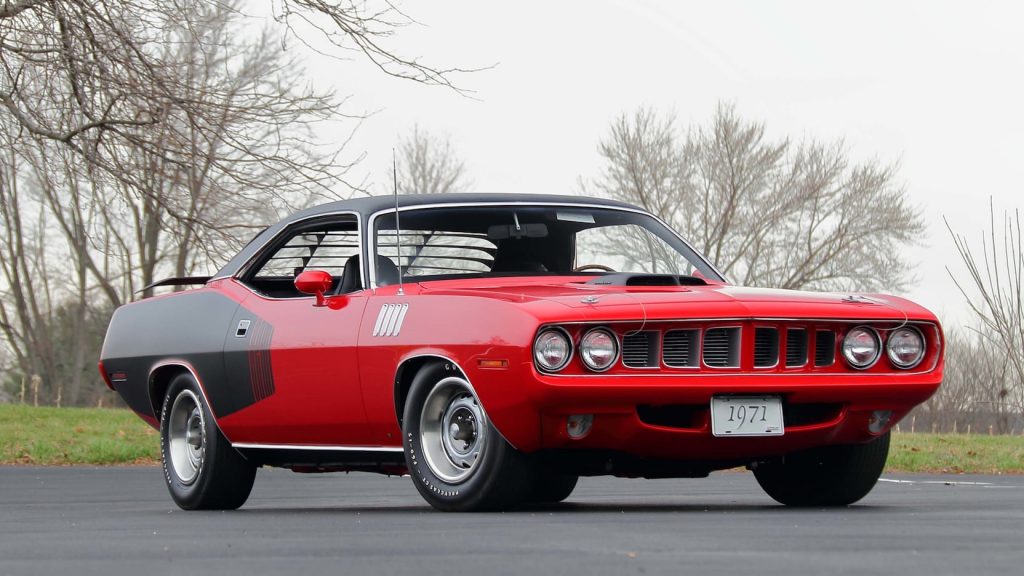 1971 Plymouth Hemi Cuda Coupe front three-quarter