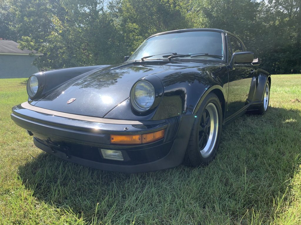 1986 Porsche 911 Turbo front three-quarter