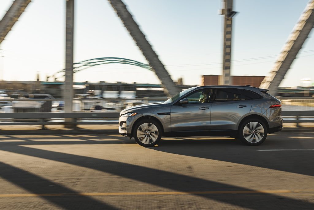 2021 Jaguar F-PACE P340 profile rolling