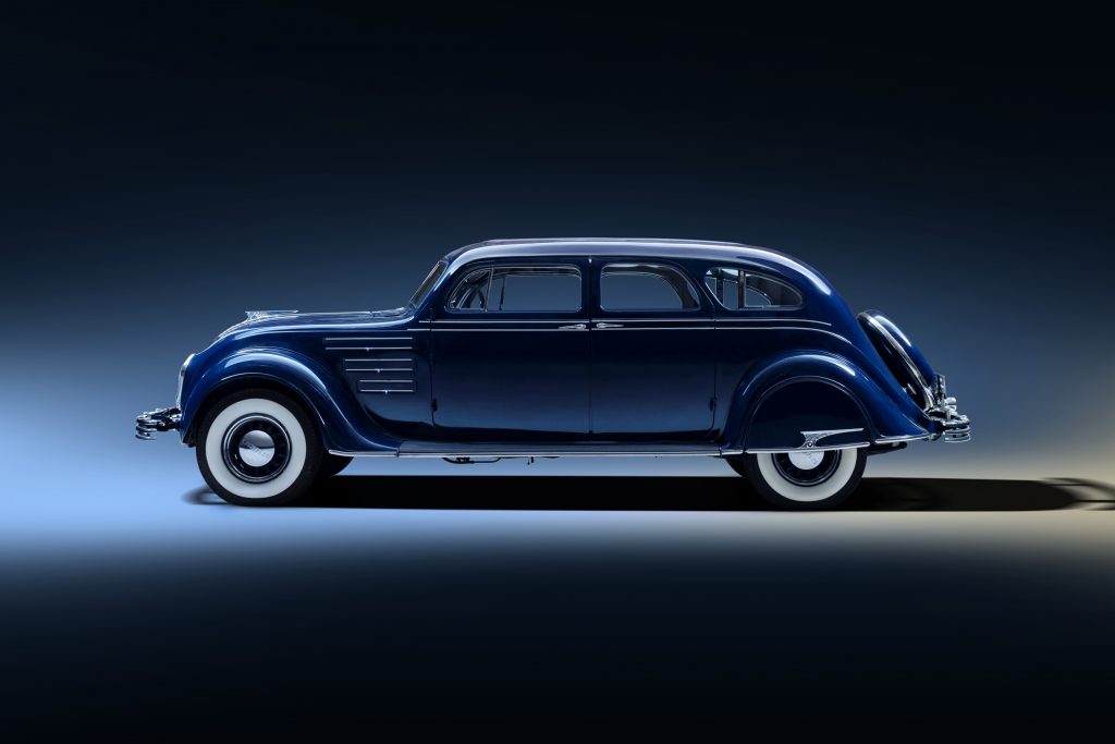 Chrysler Airflow side profile