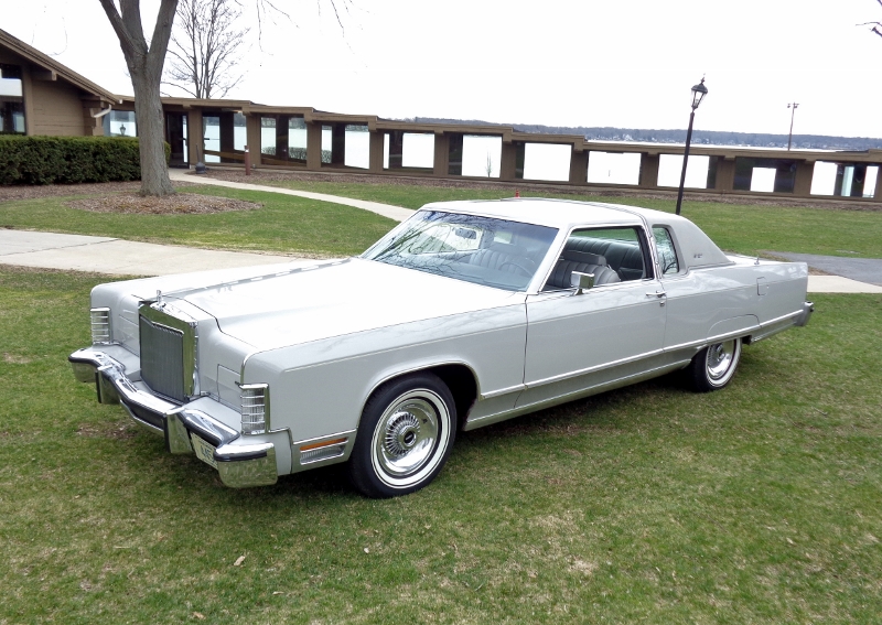 1977 Town Coupe 02