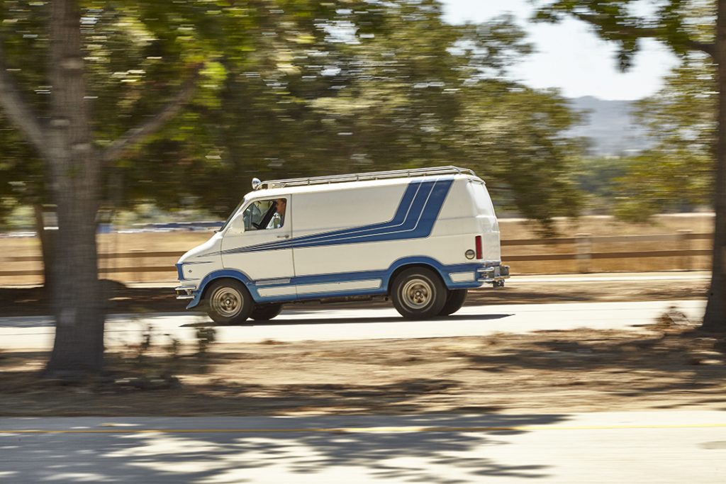 Deans Machine Van side profile action