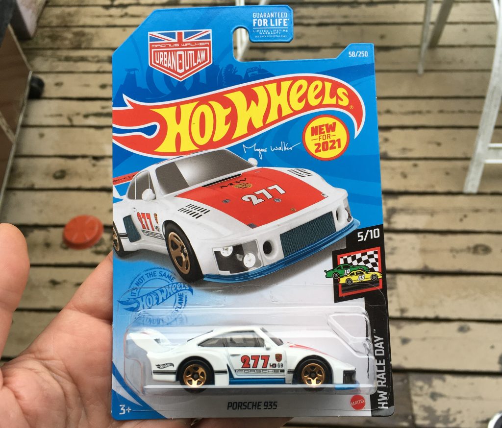 Rob Siegel - The Urban Outlaw and the Hack Mechanic - Magnus Walker Hot Wheels car