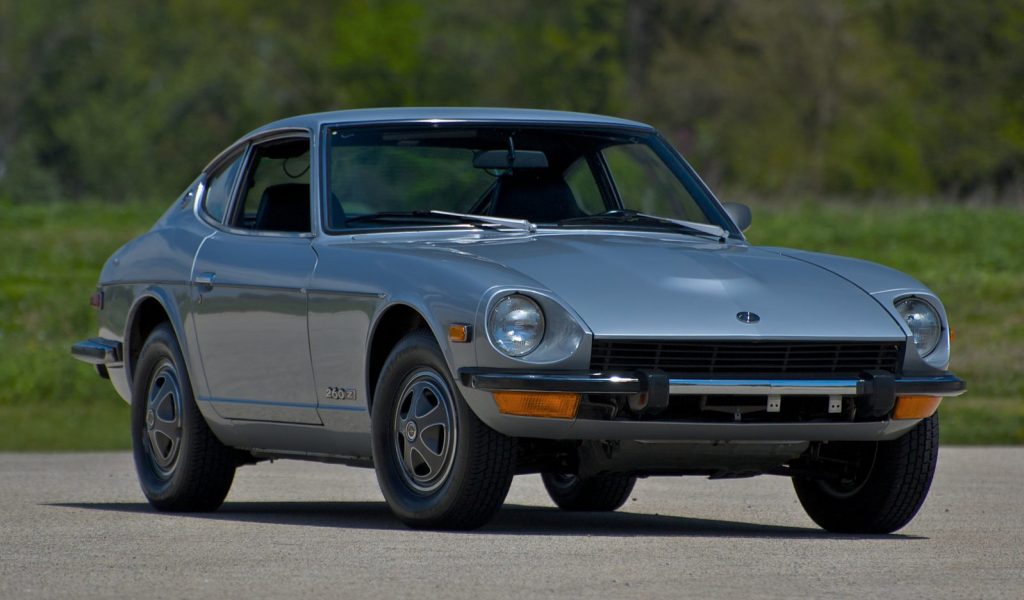 1974 Datsun 260Z Coupe front three-quarter