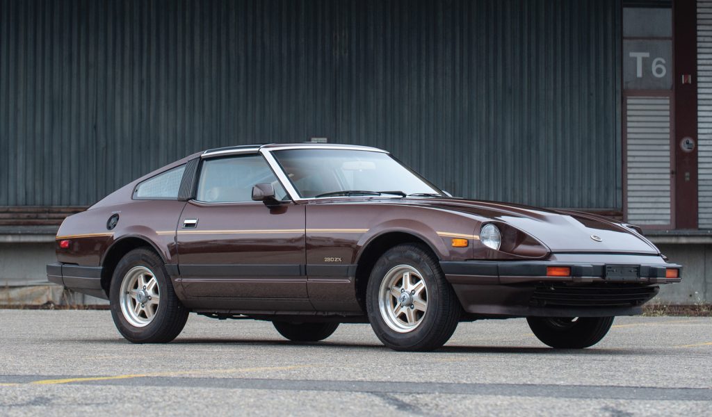 1982 Nissan 280ZX front three-quarter