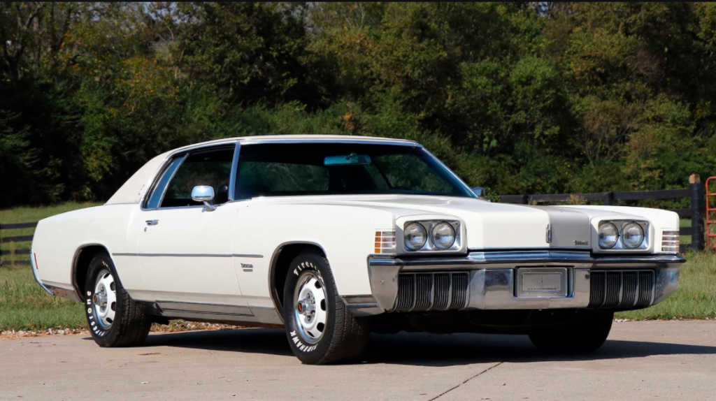 1972 Oldsmobile Toronado front three-quarter