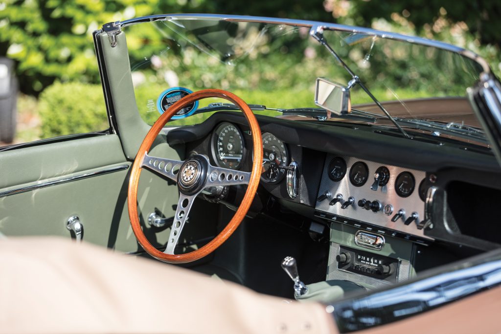 Jaguar E-Type interior