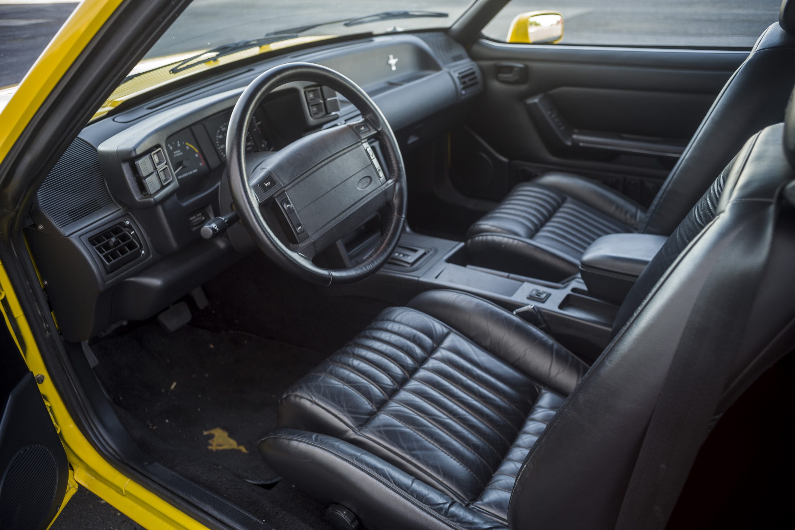 1993 Ford Mustang LX interior