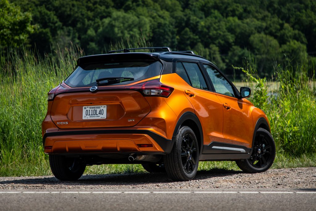 Nissan Kicks rear three-quarter