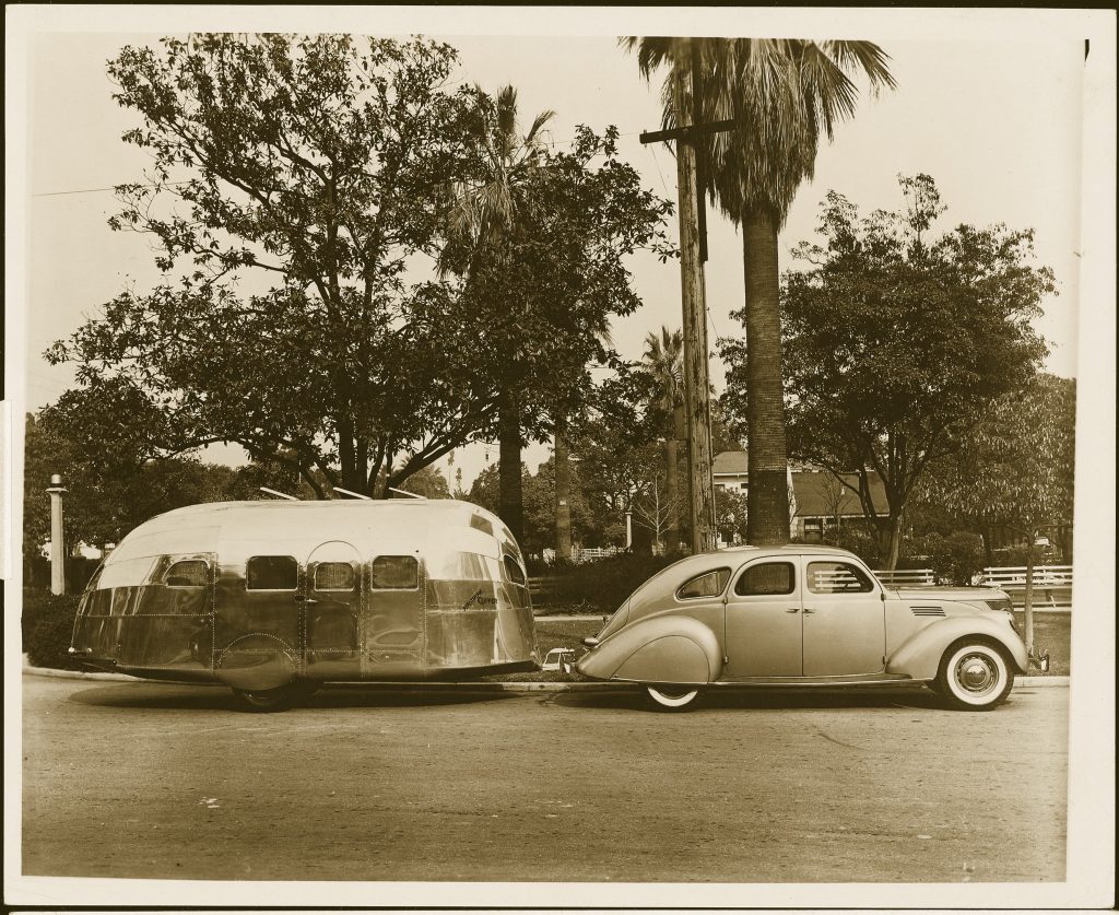 Airstream Clipper Sepia