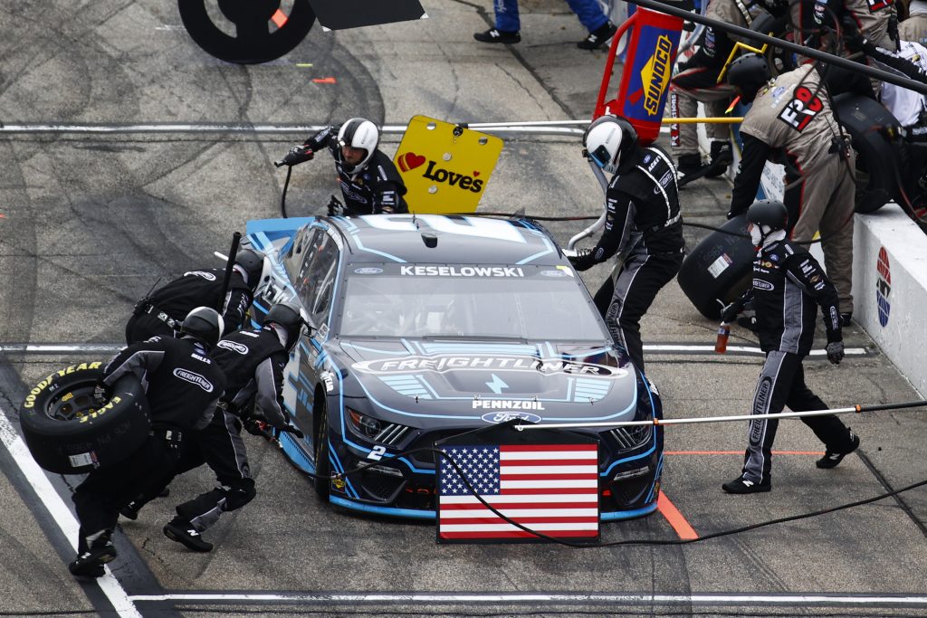 Brad Keselowski nascar pits