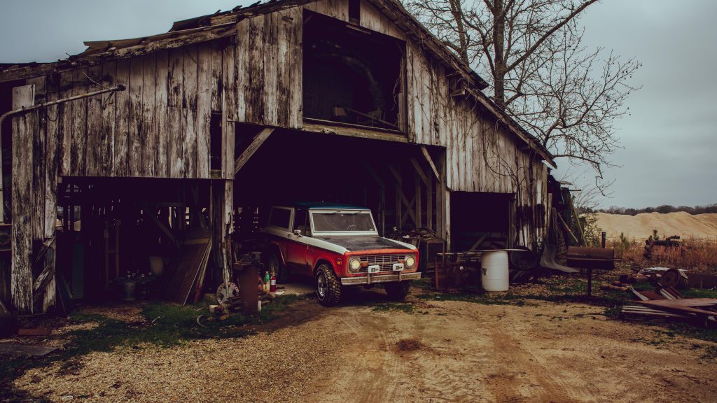 Eric Oberlander's 1971 Ford Bronco
