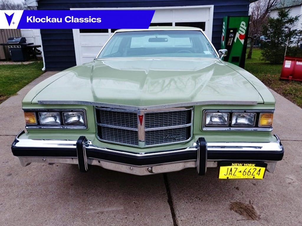 Klockau 1975 bonneville banner