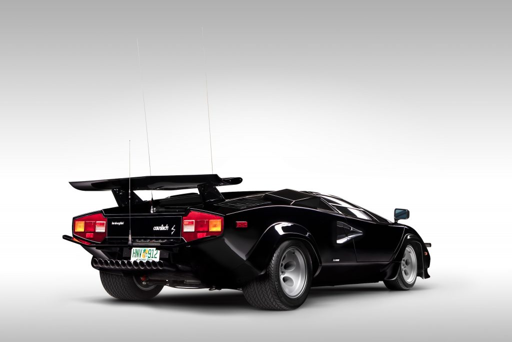 Countach Rear Right three-quarter