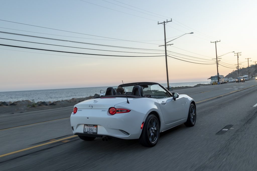 2019_Mazda_MX-5_Miata soft top