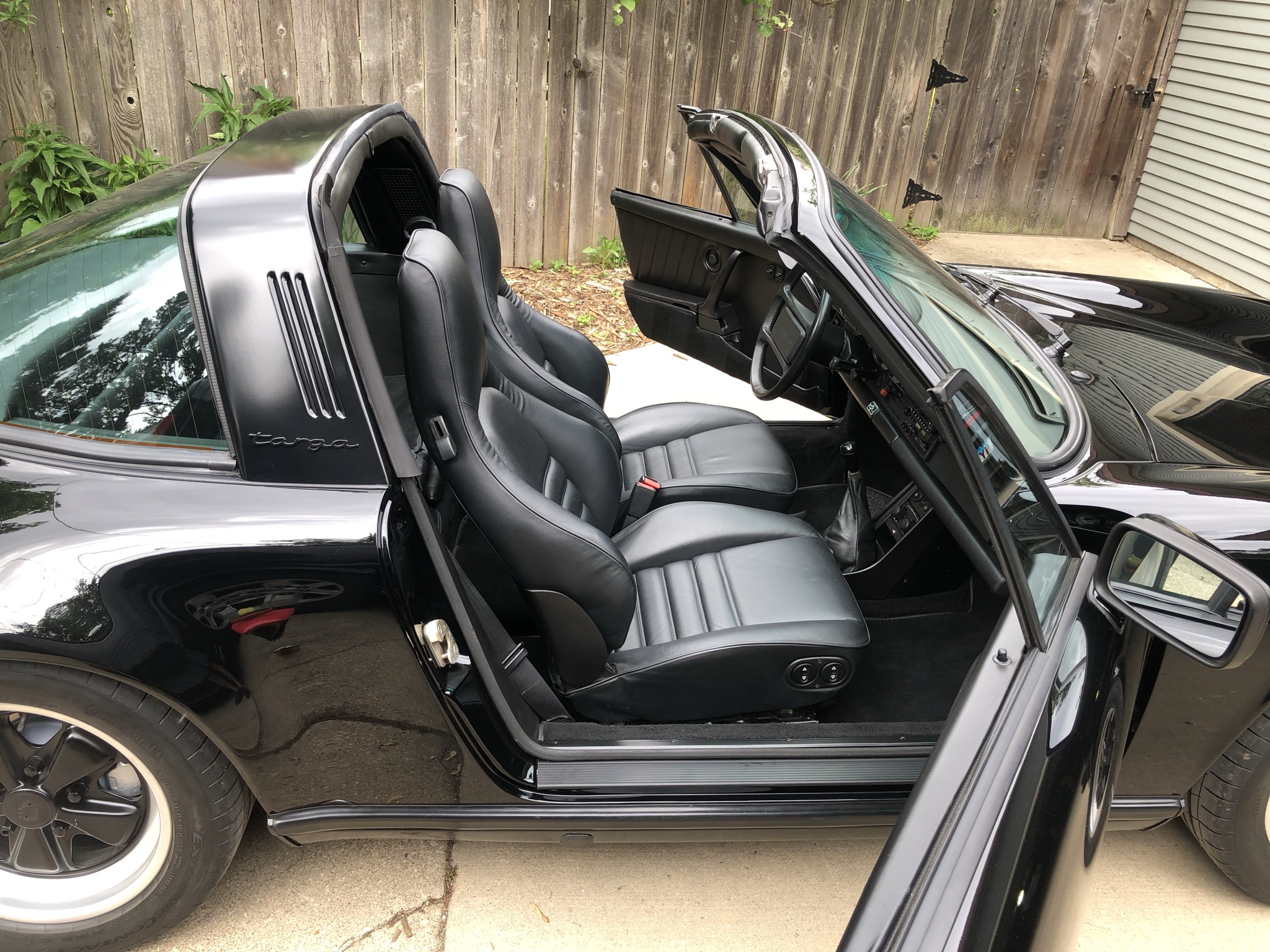 Tom Cruise s 1986 Porsche 911 Could Be Yours if You re The Top Gun 