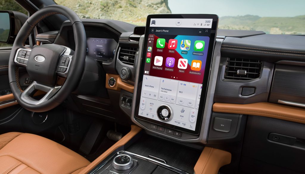 2022 Ford Expedition Limited interior big screen