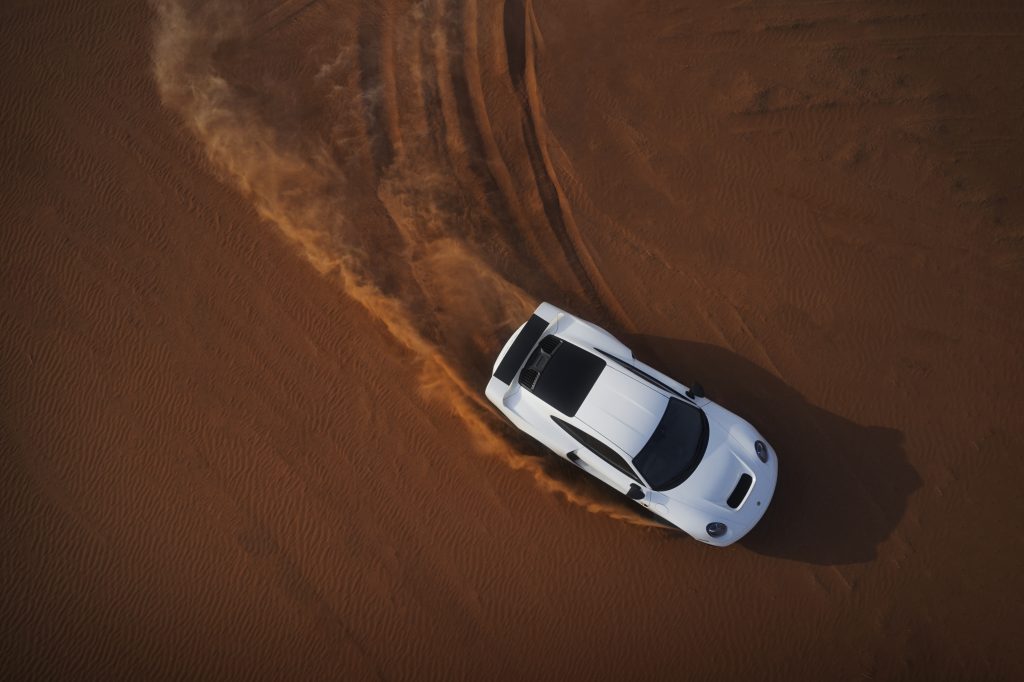Gemballa Marsien overhead dune drift action