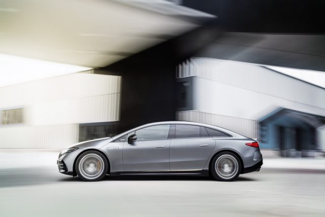 2021 Mercedes-AMG EQS 53 side profile action