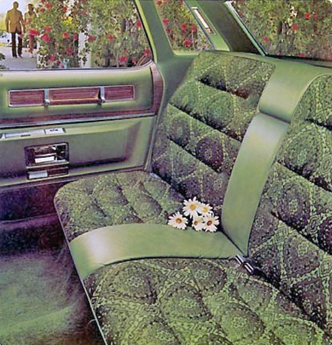 1975 Cadillac Sedan DeVille interior 1975 Cadillac Sedan DeVille interior