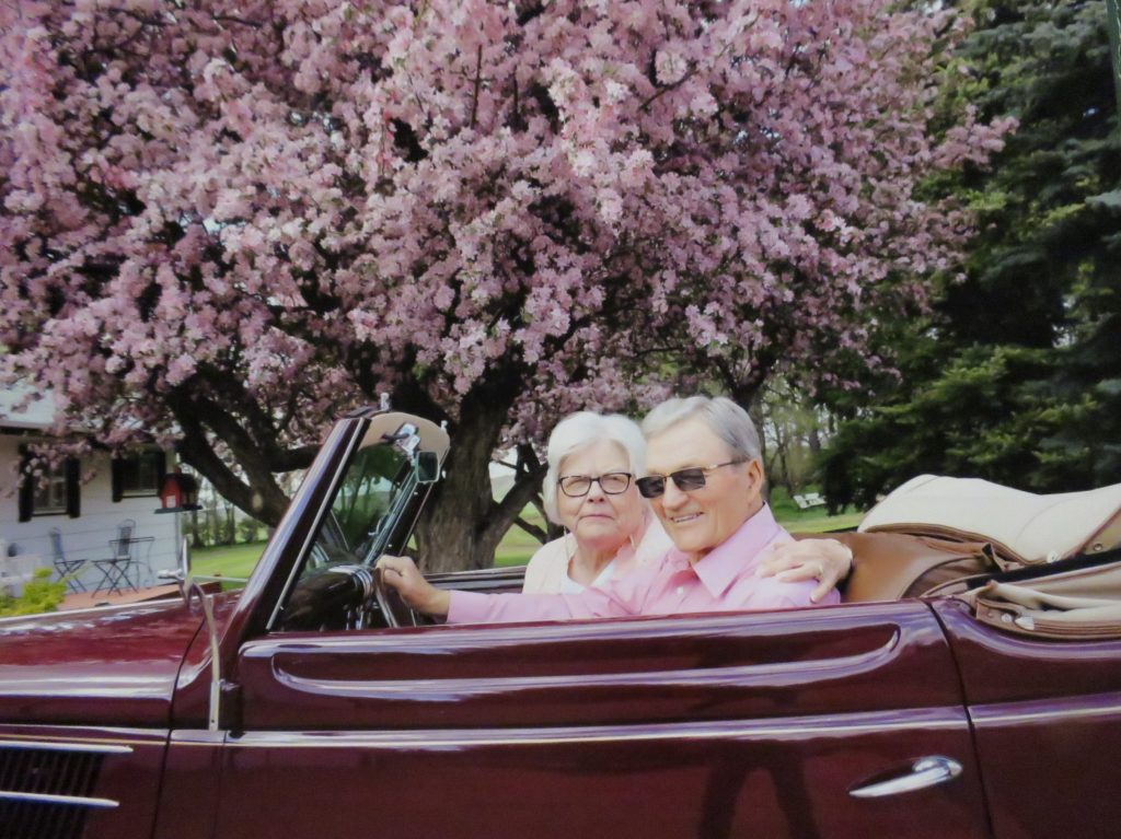 Vanderbrink - Krinke Collection - Neil and Rosalie Krinke