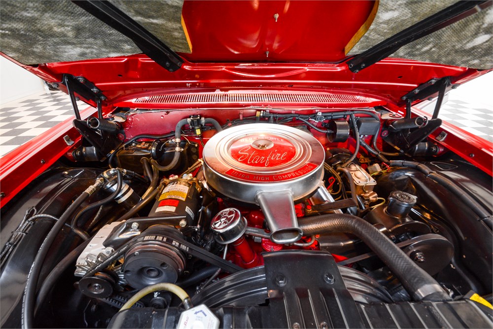 Starfire convertible engine bay