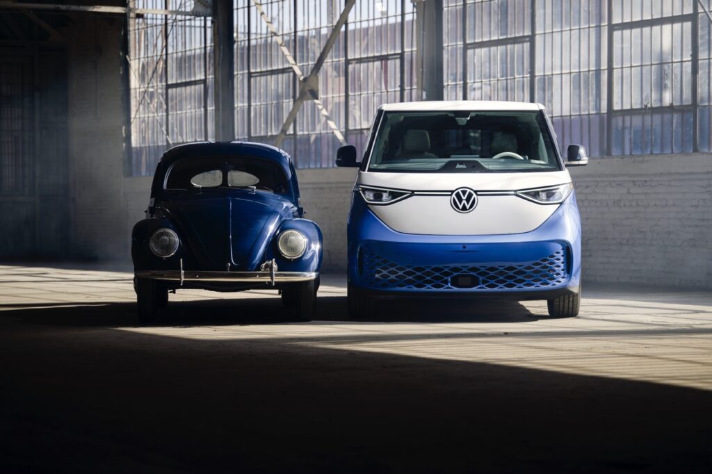 VW Beetle and VW ID. Buzz head on