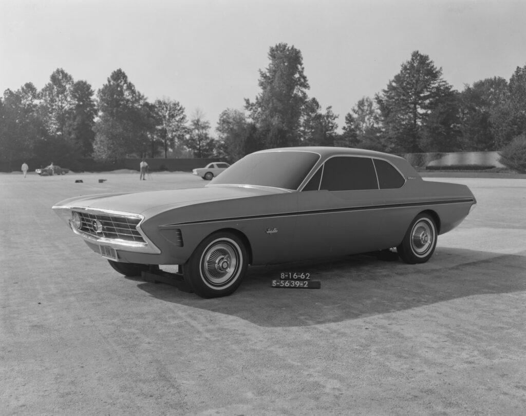 Lincoln Mercury Special Falcon front