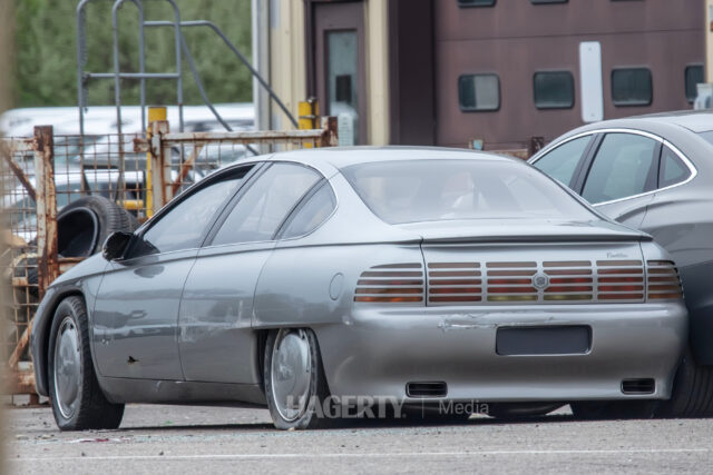 Cadillac Aurora concept rear three quarter