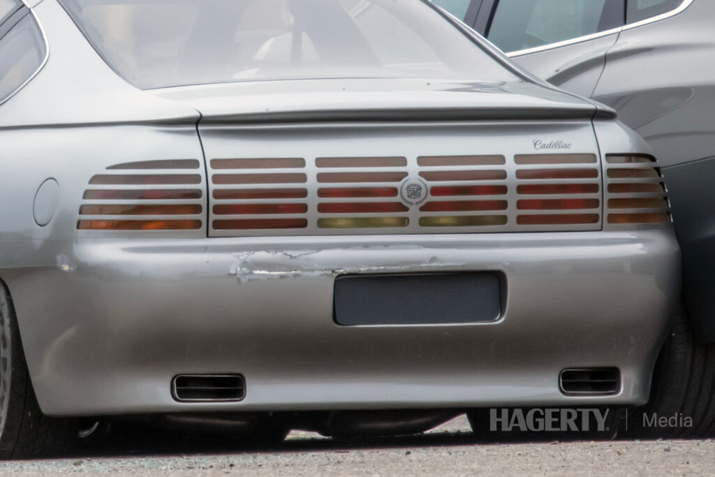 Cadillac Aurora concept rear closeup