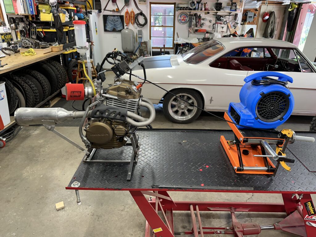 Honda xr250r on test stand