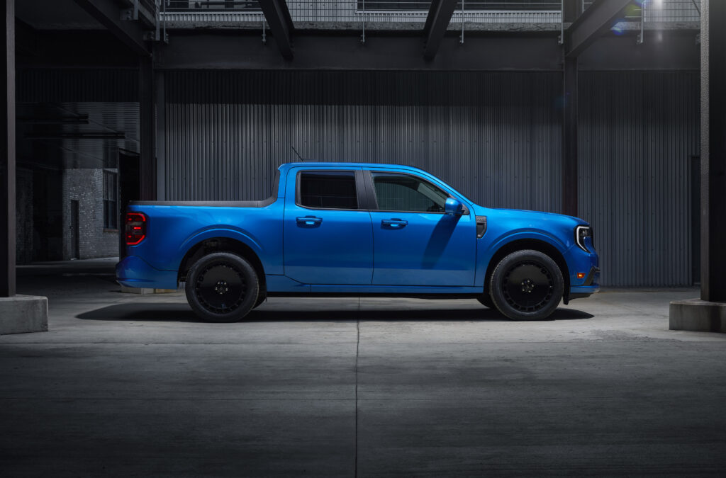 Maverick Lobo Is a '90s Throwback with a Twin-Clutch Rear Diff