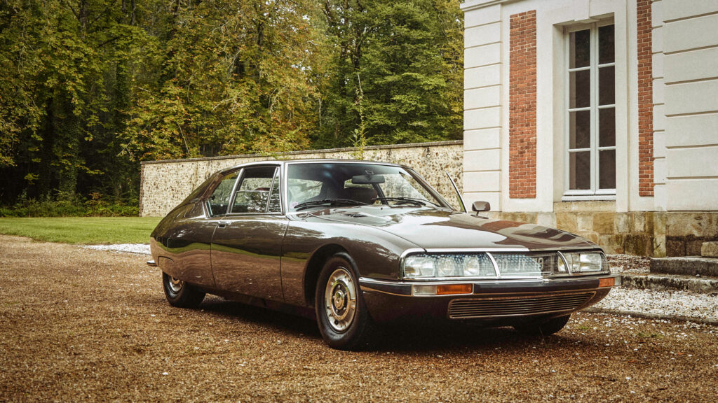 Citroen SM front three quarter