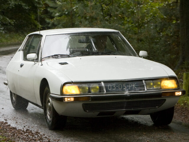 Citroen SM front three quarter white
