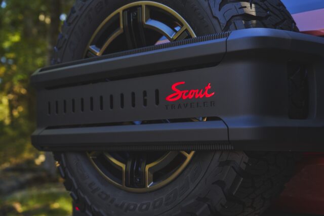 Scout Traveler rear tire spare carrier