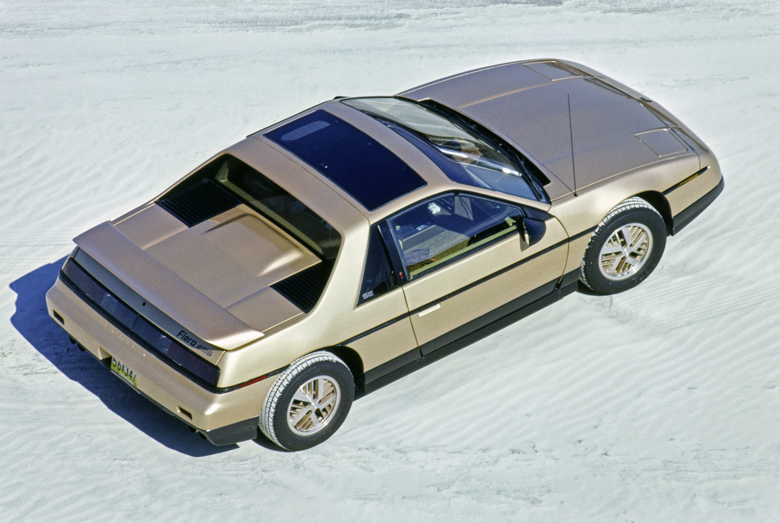5 Mid-Engine Machines Under $20,000 - Hagerty Media