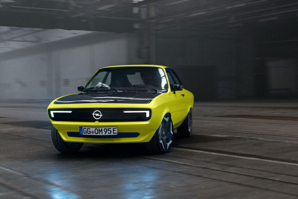 Opel Manta front