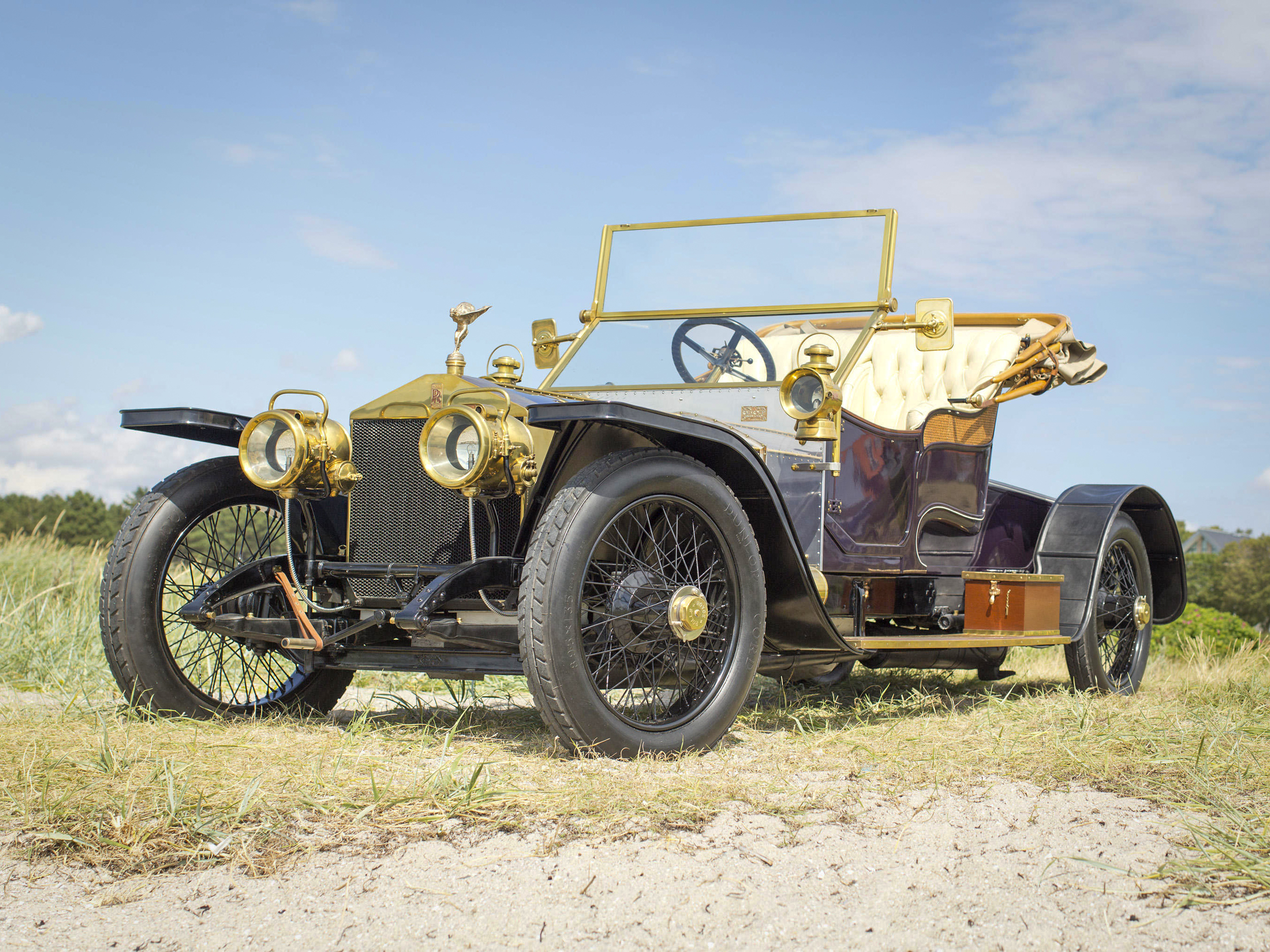 1910-Rolls-Royce-Balloon-Car front three quarter