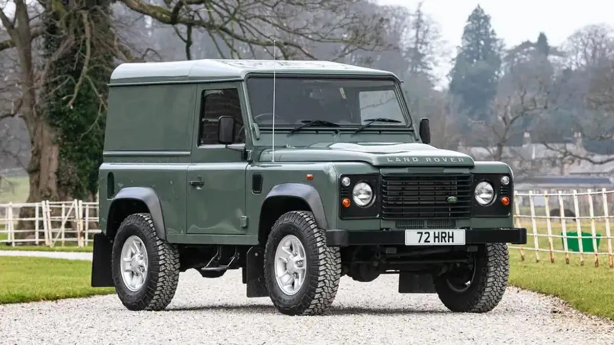 Defender of the Realm: The King's Land Rover Heads to Auction