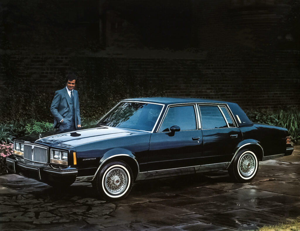 1982 Pontiac Bonneville Model G exterior