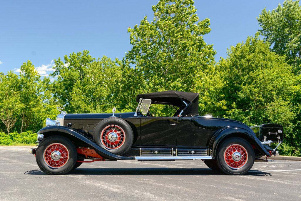 1930 Cadillac V-16 Roadster Fleetwood no. 4302