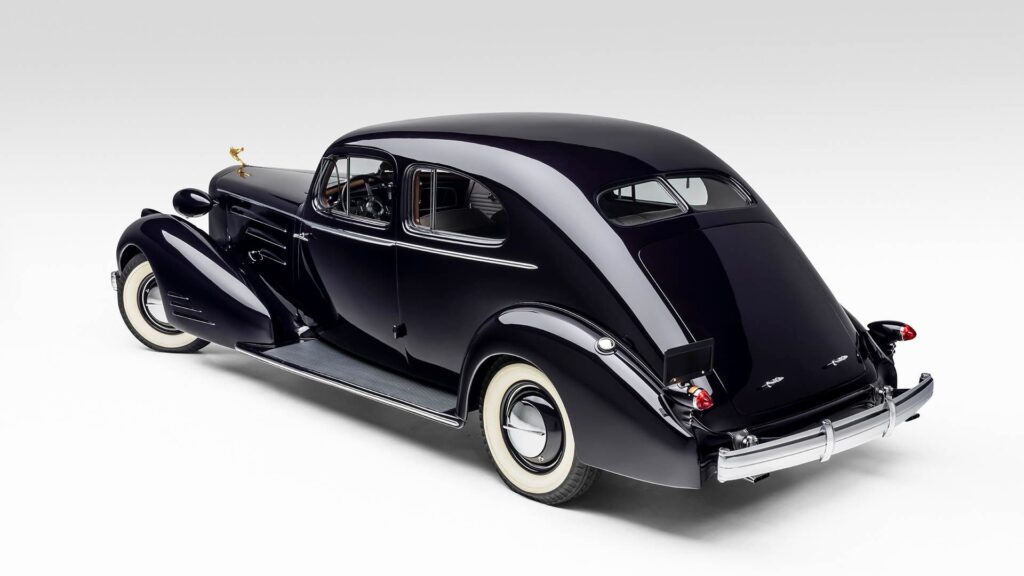 1934 Cadillac V-16 Fleetwood Aerodynamic Coupe