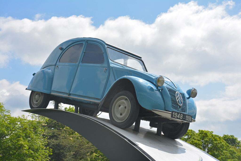 Here's Why There's a Citroen 2CV Roadside Attraction in Central