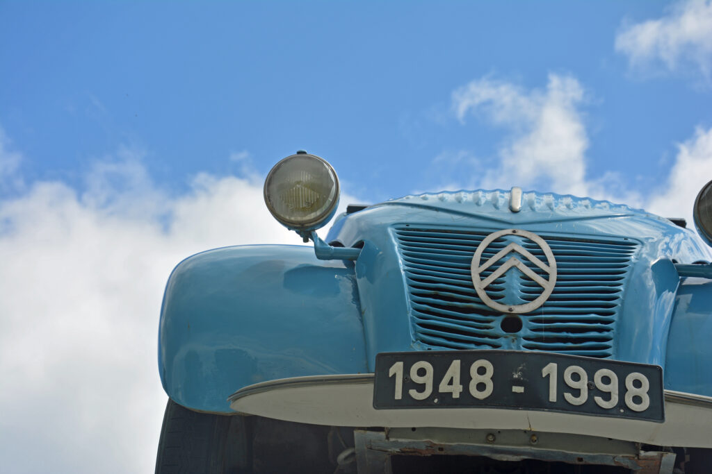 Here's Why There's a Citroen 2CV Roadside Attraction in Central
