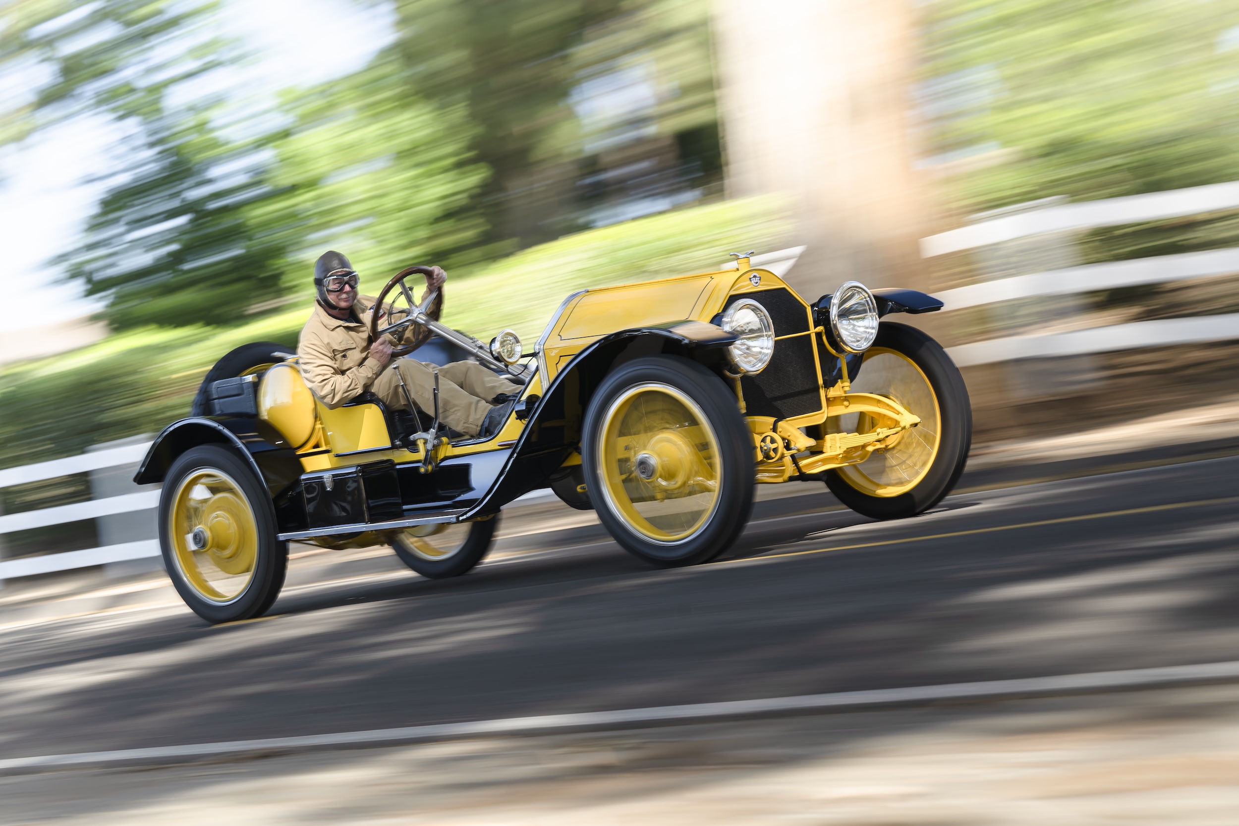 フランクリンミント1915型 Stutz Bearcat Roadster Franklin Mint 1915 Stutz Bearcat Roadster Model Car sold at