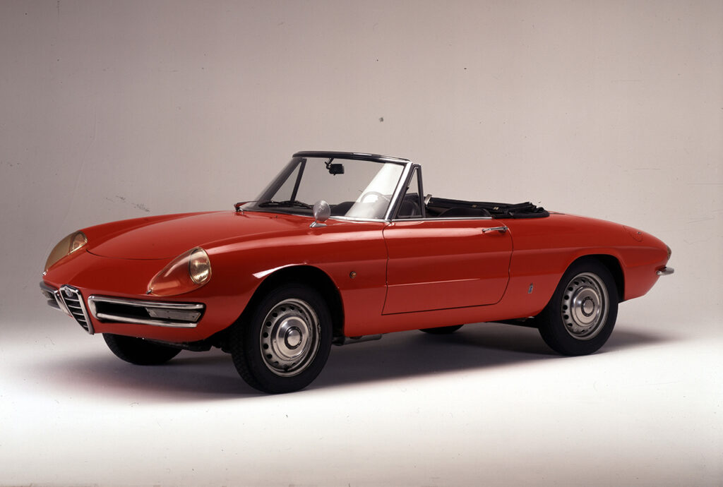 Your Handy 1966–1994 Alfa Romeo Spider Buyer's Guide - Hagerty Media